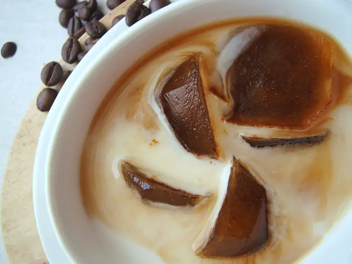 7 usos creativos para el café: sácale provecho al café molido usado